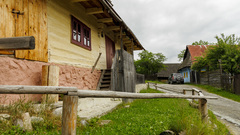 Vlkolínec s dotykom 21. storočia