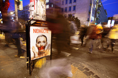 Nemlčte