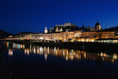 Nočný Salzburg