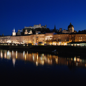Nočný Salzburg