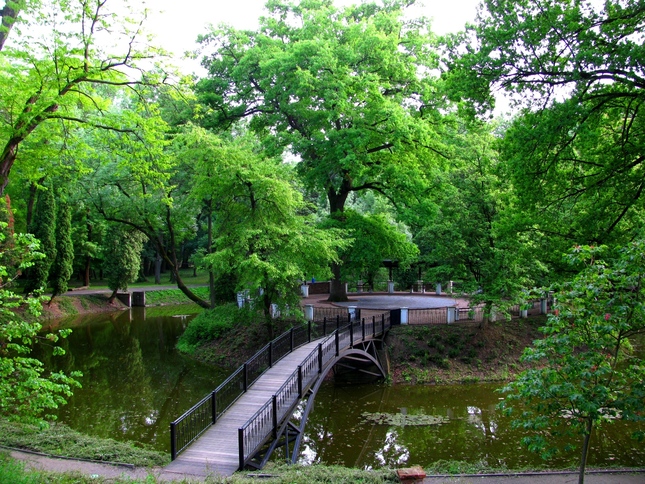 Ostrov v parku Trebisov