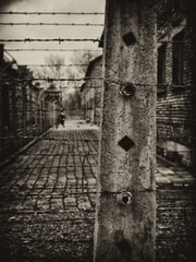 ... Únik ...