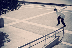Bs tail