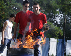 cigaret,benzin,dymovnica