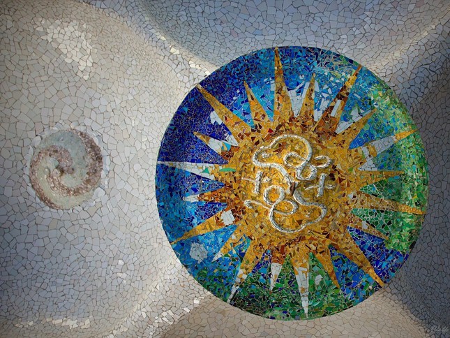 Gaudího mozaika I.