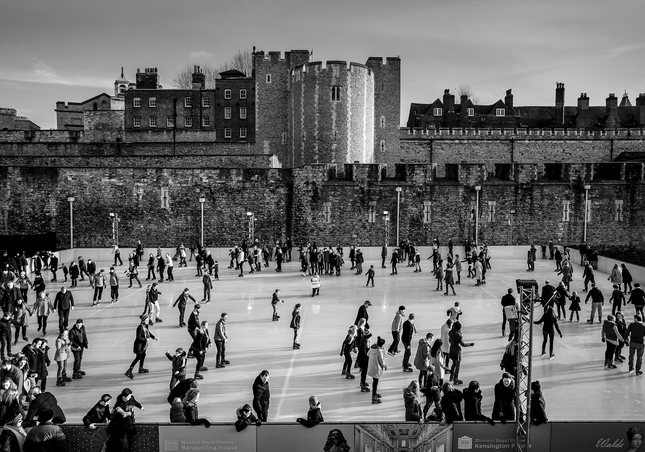 Korčuľovanie pri Toweri