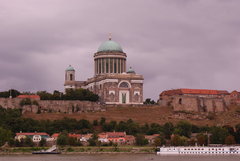 Búrka nad Ostrihomom