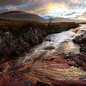 Svítání v Glen Coe