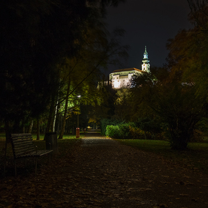 Hrad z parku