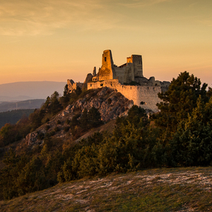 Ćachtický hrad