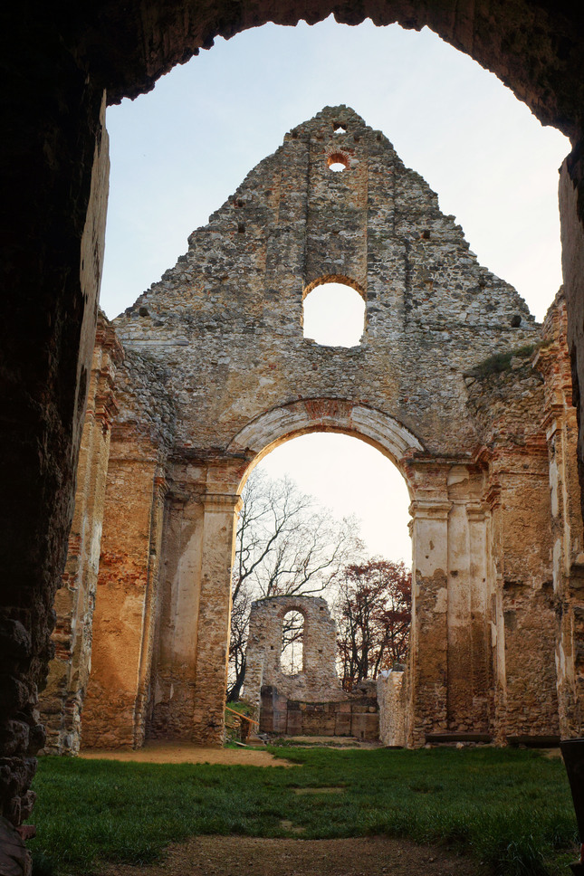 Ruina kostola