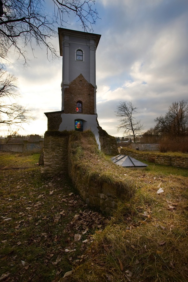 Kostol v Led Rovniach