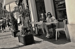 čakám a čakám...