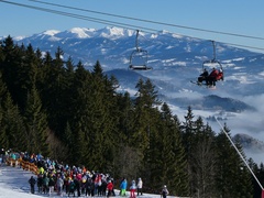 Niekto hore niekto dole