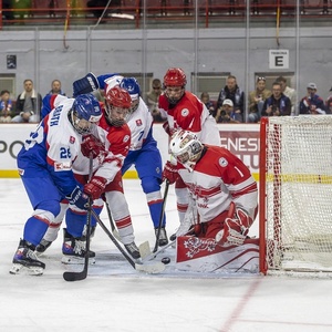 V súboji  4.