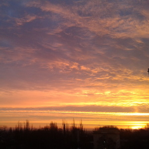Západ slnka z môjho okna :-)
