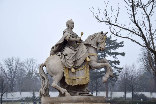Jazdecká socha Márie Terézie