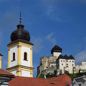 Kostol a hrad