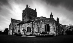 Tewkesbury Abby   B&W