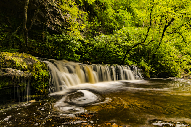 Pontneddfechan, vodopady