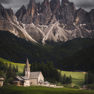 DOLOMITY