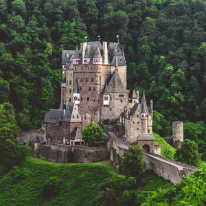 Eltz Castle - Nemecko