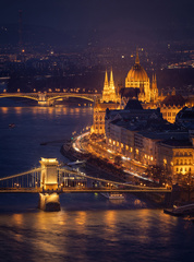 Nocna Budapest