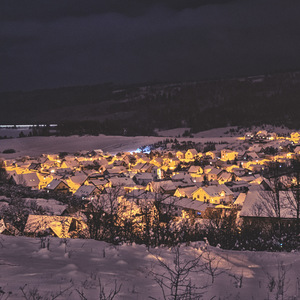 Dedinka v údoli