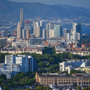 Na Barcelonu teleobjektívom