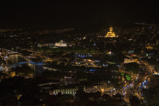 Nočné Tbilisi