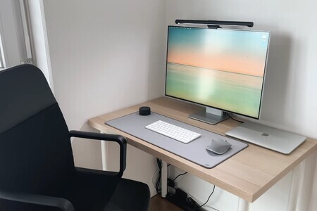 My Minimal Desk Setup