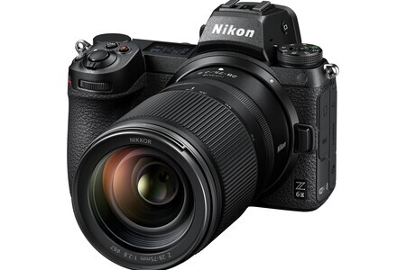 Spoločnosť Nikon uvádza svetelný zoom NIKKOR Z 28 - 75 mm f/2,8 a vývoj superteleobjektívu NIKKOR Z 800 mm f/6,3 VR S