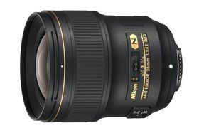 Novinky Nikon