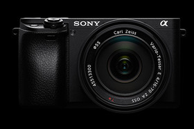 Sony α6300 a tri objektívy radu G master