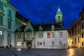 Nočné mesto s Fujifilm GFX100RF