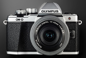 Celokovový E-M10 Mark II obohacuje klasickou řadu OM-D