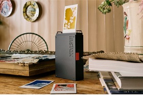 Spoločnosť Fujifilm predstavuje tlačiareň pre smartfóny instax mini Link+™