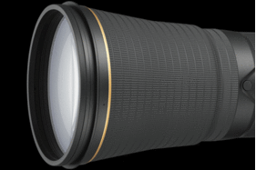 Nikon odľahčil náklad predstavovaný superteleobjektívmi v podobe nových objektívov AF-S NIKKOR 600 mm f/4E FL ED VR a AF-S NIKKOR 500 mm f